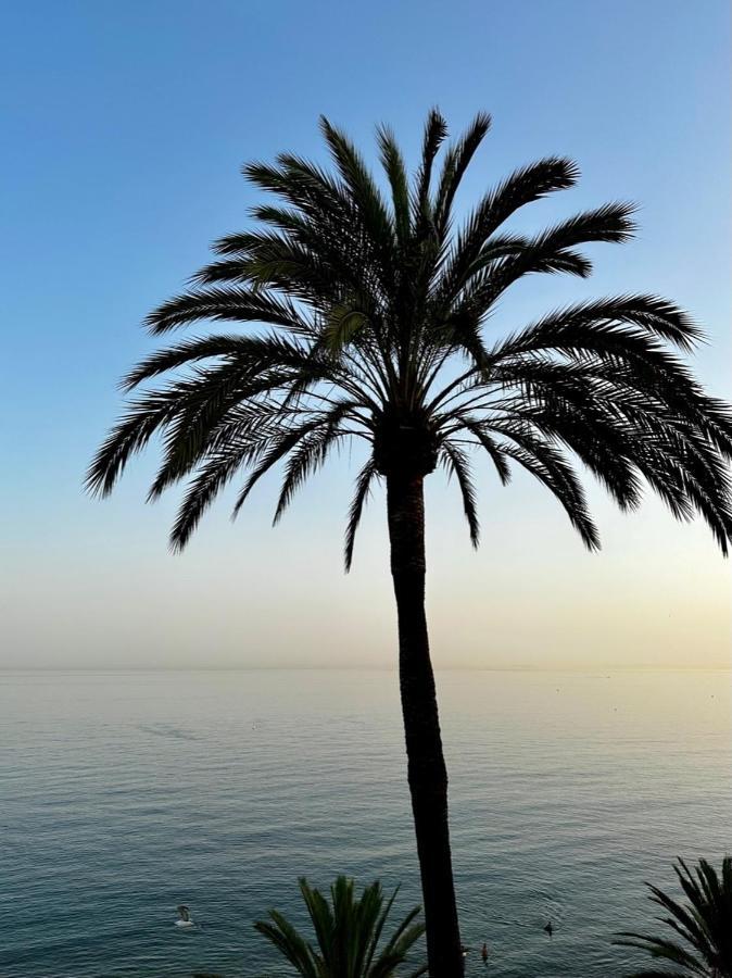 Marbella Beachfront Apartment Ngoại thất bức ảnh